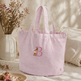 Cabas rose brodé lettre avec lapin rose