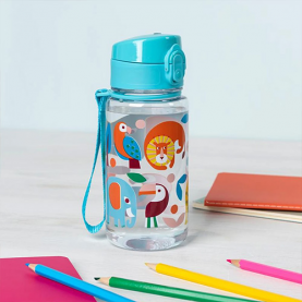 Gourde enfant en plastique transparent avec bouchon de sport et sangle bleu aux motifs d'animaux