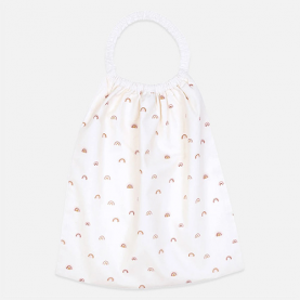 Serviette élastiquée avec imprimés arc-en-ciel