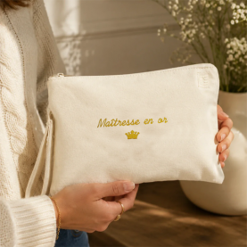 Pochette brodée 