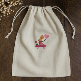 Pochette cadeau brodée lapin cariole mauve