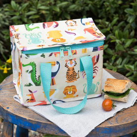 Sac isotherme pour le goûter avec des anses bleues et décoré de pleins d'animaux (tigre, lion,  crocodile...)