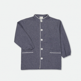 Tablier d'école garçon à col Mao en bleu jean de la marque Bobine Paris.